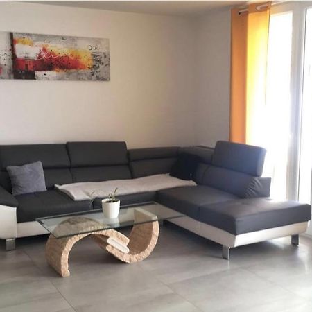 Villa Maison avec jacuzzi à Saintes Extérieur photo